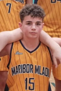 44a0bfb4-0b12-4104-81c5-7f7e2e110f43